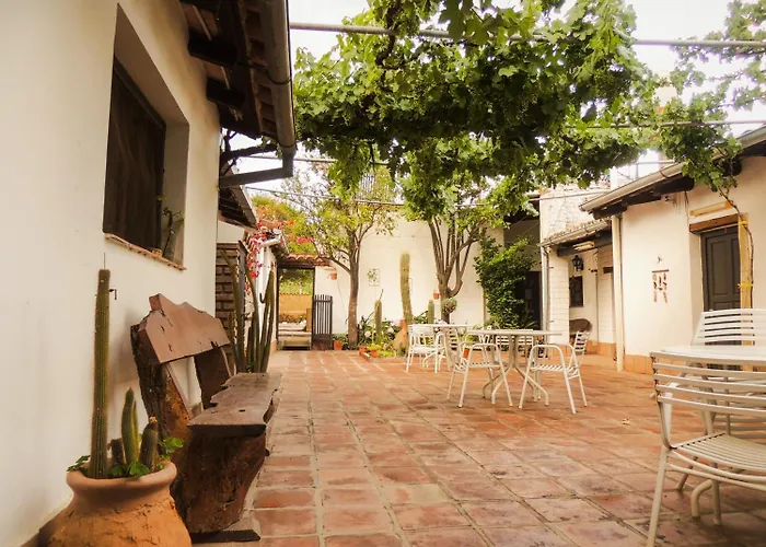 Hostal Tierra De Vinos